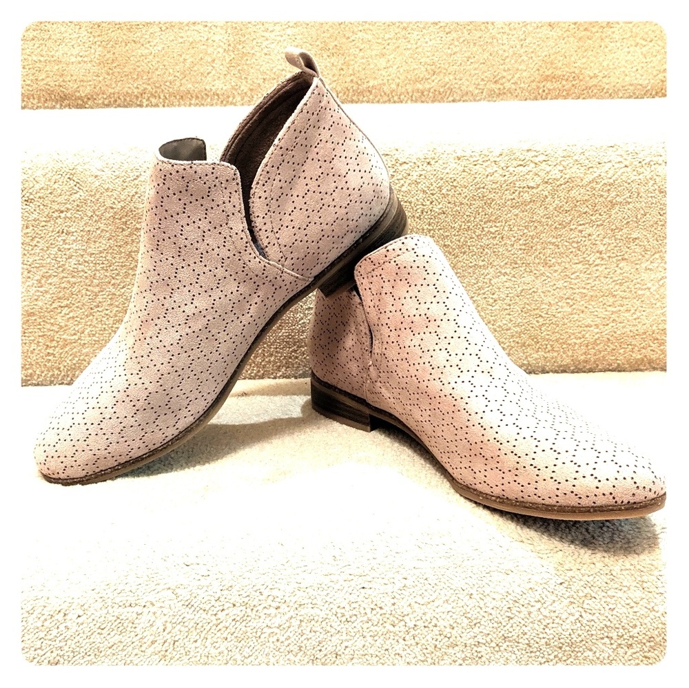Dr. Scholls Suede Ankle Booties
